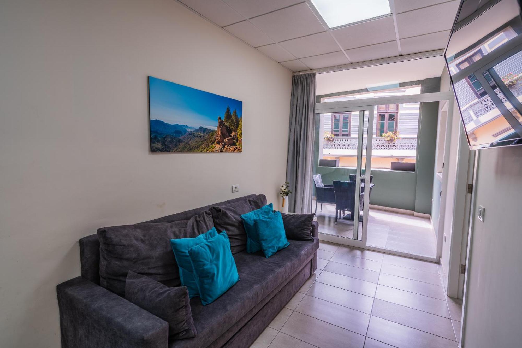 El Puente Holiday Home I- Airport 8,1K إيخينيو المظهر الخارجي الصورة