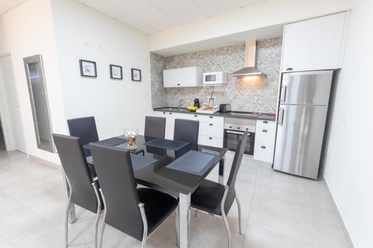 El Puente Holiday Home I- Airport 8,1K إيخينيو المظهر الخارجي الصورة